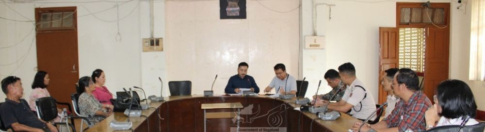 Yanthungbemb Kikon, SDO (C) chairing the coordination meeting held on October 17. (DIPR Photo)
